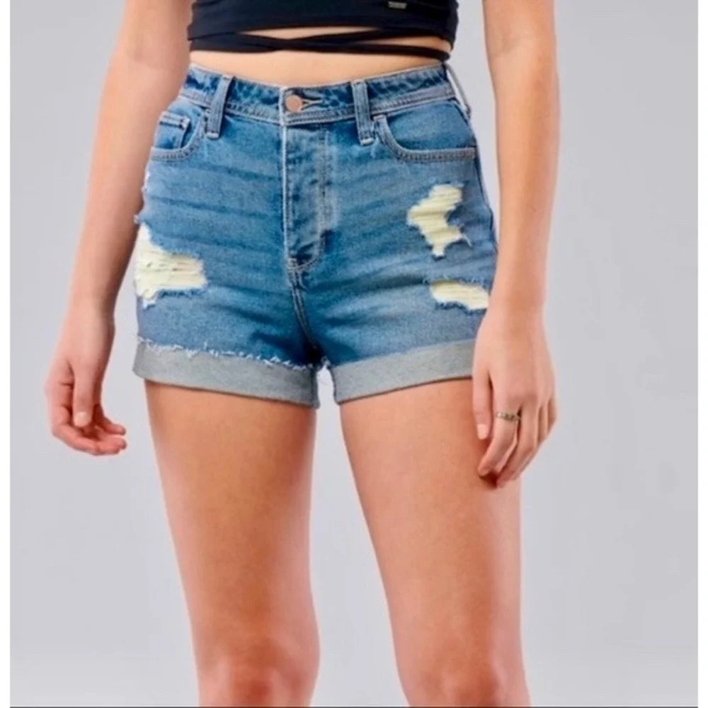 Hollister High-Rise Mom Denim Shorts Distressed‎ Cuffed Hem Vintage Stretch Sz 1